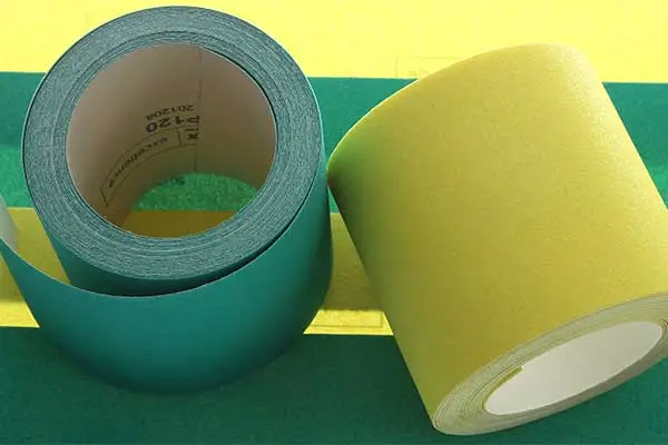 Rotoli di carta vetrata