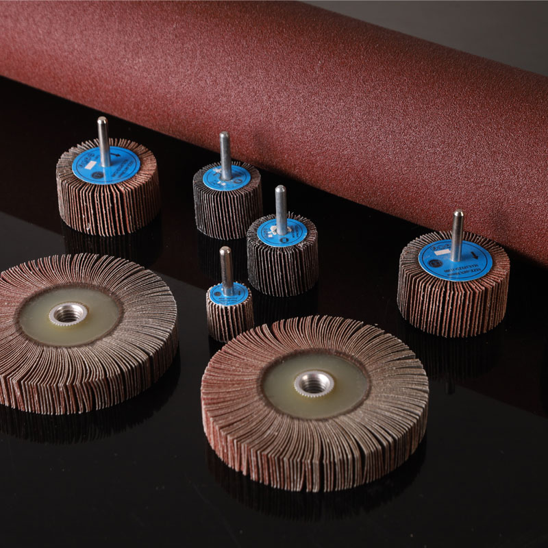 Panno abrasivo per ruota lamellare AX45