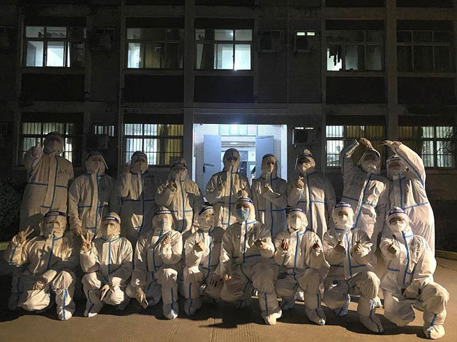 Lotta contro il virus Corona-19, siamo in azione Lotta contro il virus Corona-19, siamo in azione