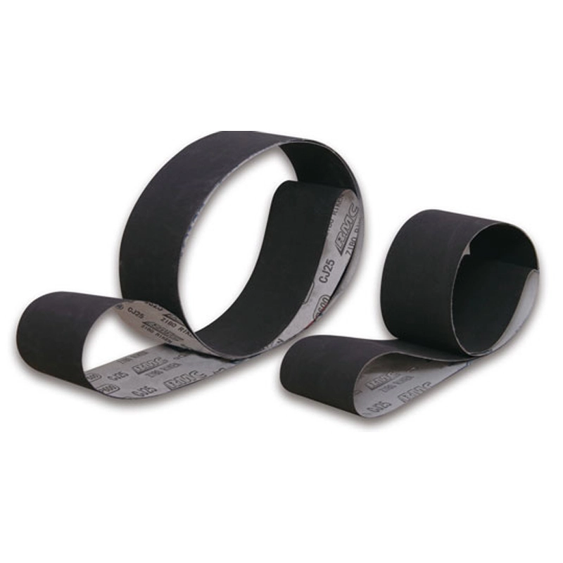 Quali fattori si devono prendere in mano quando si seleziona la dimensione della grana adatta per un panno abrasivo in carburo di silicio?