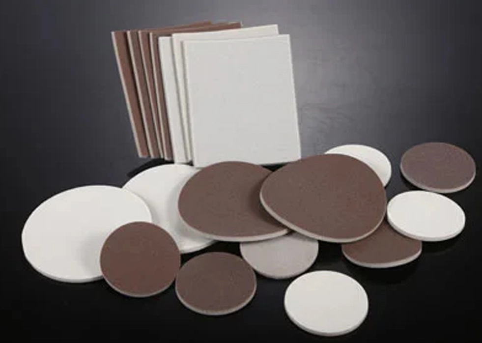 Come si utilizza e mantiene la schiuma abrasiva per garantire prestazioni e longevità ottimali?